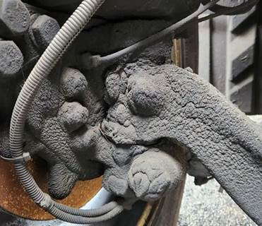 Freightliner Cascadia 116 Right Spindle for a 2019 Freightliner Cascadia 116 Day Cab