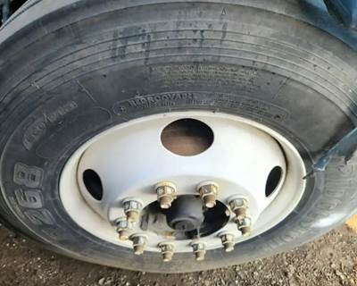 Freightliner Cascadia 125 Left Spindle