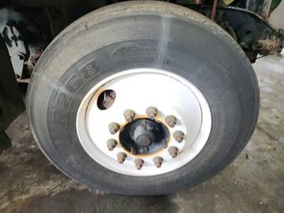 Freightliner Cascadia 125 Right Spindle