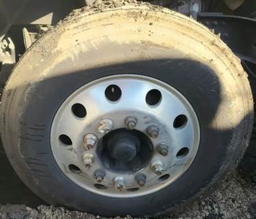 Freightliner Cascadia 125 Right Spindle