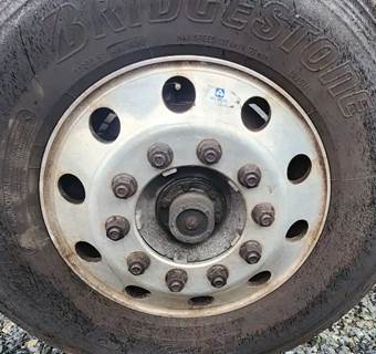 Freightliner Cascadia 125 Right Spindle