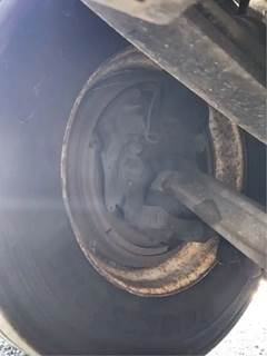 Freightliner Cascadia 125 Right Spindle