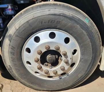 Freightliner Cascadia 125 Left Spindle