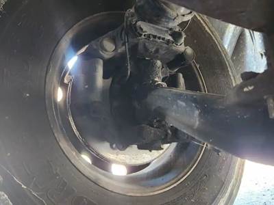 Freightliner Cascadia 125 Right Spindle