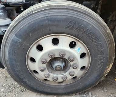 Freightliner Cascadia 125 Left Spindle