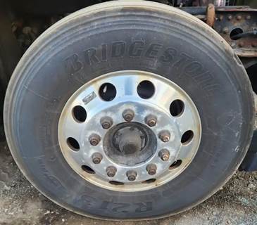 Freightliner Cascadia 125 Right Spindle