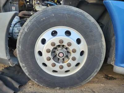 Freightliner Cascadia 125 Left Spindle