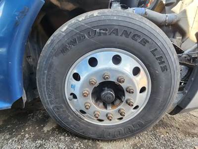 Freightliner Cascadia 125 Right Spindle