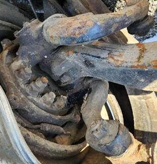 Freightliner Cascadia 125 Left Spindle