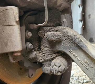 Freightliner Cascadia 125 Right Spindle
