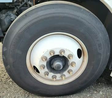 Freightliner Cascadia 126 Left Spindle