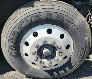 Freightliner Cascadia 126 Right Spindle