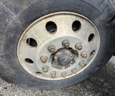 Freightliner Cascadia 126 Left Spindle