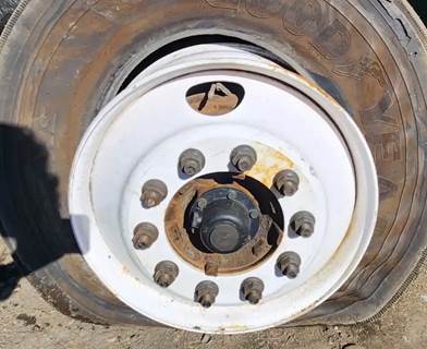 Freightliner Cascadia 126 Left Spindle