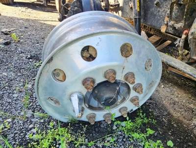 Freightliner Cascadia 126 Left Spindle