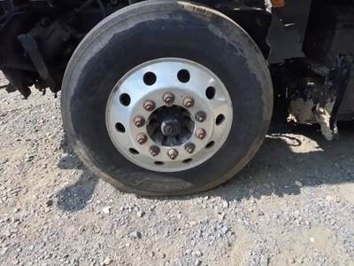 Freightliner Cascadia 126 Right Spindle