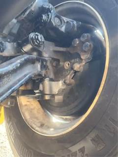 Freightliner Cascadia 126 Left Spindle