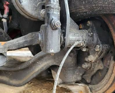 Freightliner Cascadia 126 Left Spindle