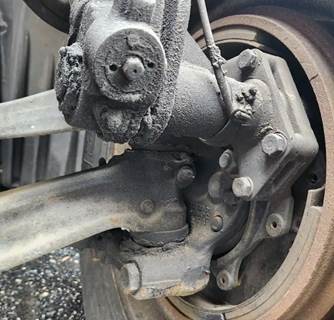Freightliner Cascadia 126 Left Spindle