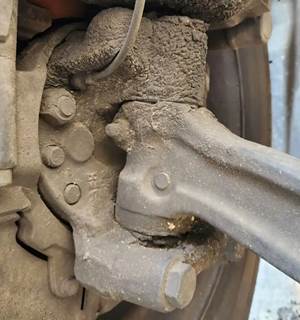 Freightliner Cascadia 126 Right Spindle