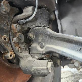 Freightliner Cascadia 126 Right Spindle