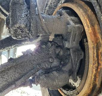 Freightliner Cascadia 126 Left Spindle