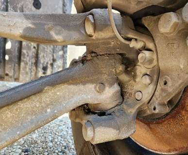 Freightliner Cascadia 126 Left Spindle