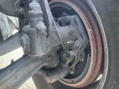 Freightliner Cascadia 126 Left Spindle