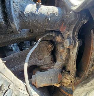 Freightliner Cascadia 126 Left Spindle