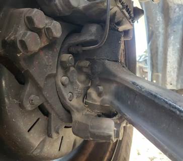 Freightliner Cascadia 126 Right Spindle