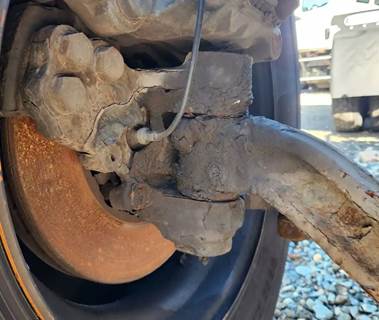 Freightliner Cascadia 126 Right Spindle