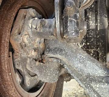 Freightliner Columbia 112 Right Spindle