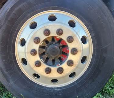 Freightliner Columbia 120 Right Spindle