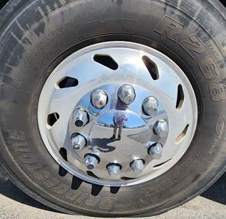 Freightliner Columbia 120 Left Spindle