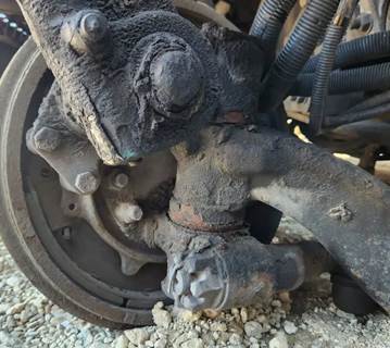 Freightliner Columbia 120 Right Spindle