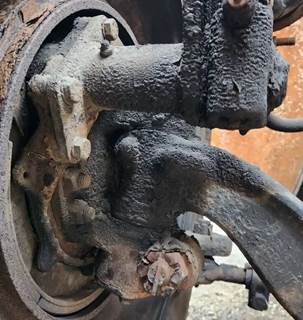 Freightliner FL70 Right Spindle