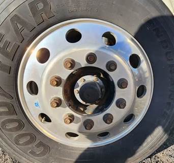 Freightliner M2 106 Left Spindle