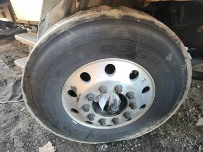 Freightliner M2 106 Right Spindle