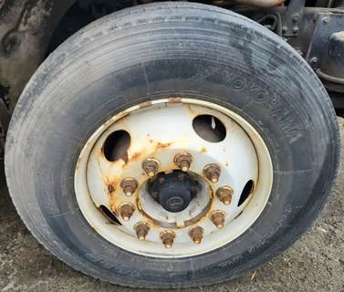 Freightliner M2 106 Right Spindle