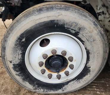 Freightliner M2 106 Left Spindle