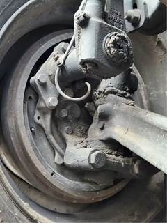 Freightliner M2 106 Right Spindle