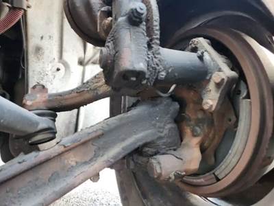 Freightliner M2 106 Left Spindle