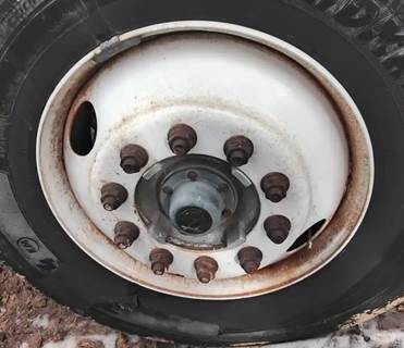 Freightliner M2 106 Right Spindle