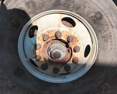 Freightliner M2 106 Left Spindle