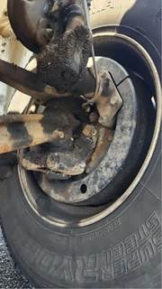 Freightliner M2 106 Left Spindle