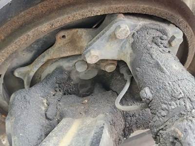 Freightliner M2 106 Left Spindle