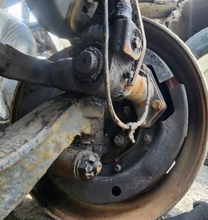 Freightliner M2 106 Left Spindle