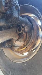 Freightliner M2 106 Left Spindle