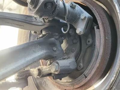 Freightliner M2 106 Left Spindle