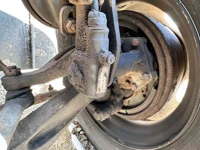 Freightliner M2 106 Left Spindle